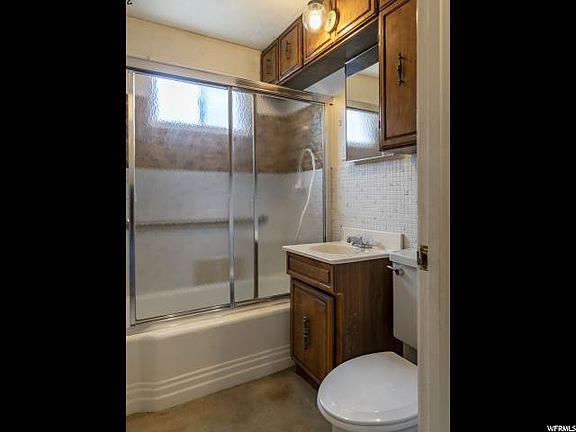 5th image of 586 E Garden Ave