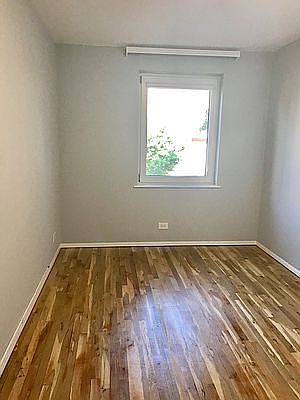 5th image of 729 Humboldt St #1