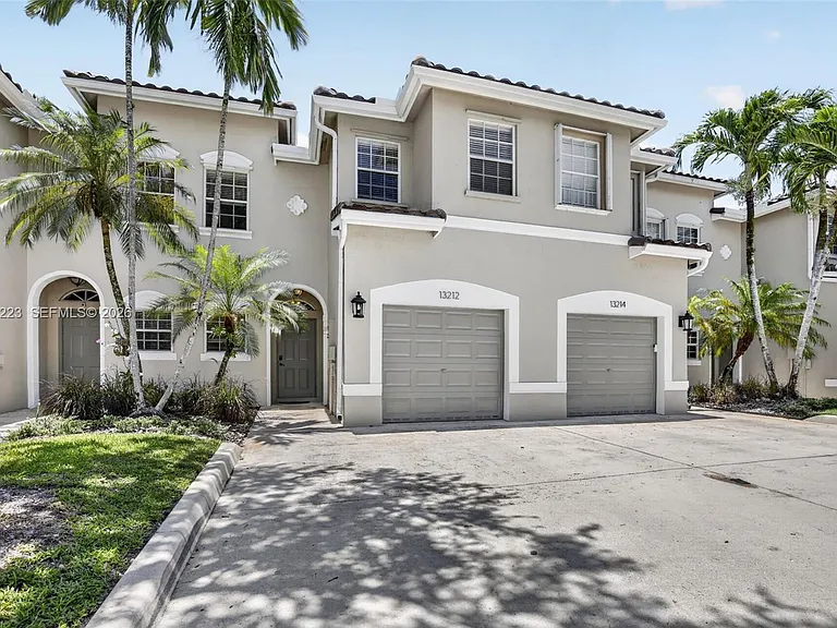 13212 NW 7th Dr — Photo 37