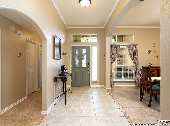 3rd image of 9838 Lockberry Ln