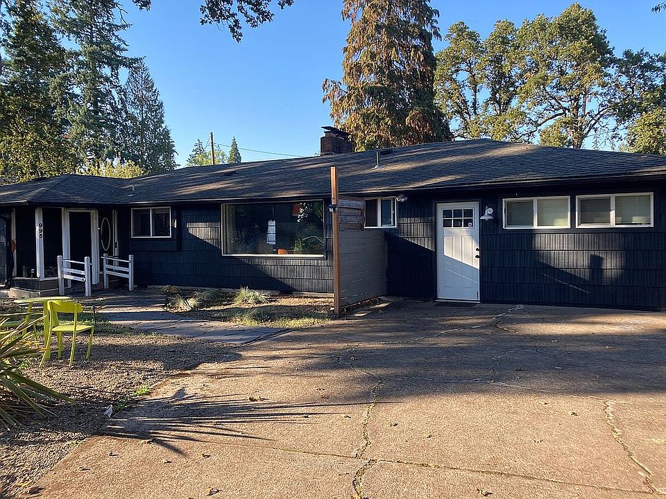 1st image of 995 Sherwood Pl