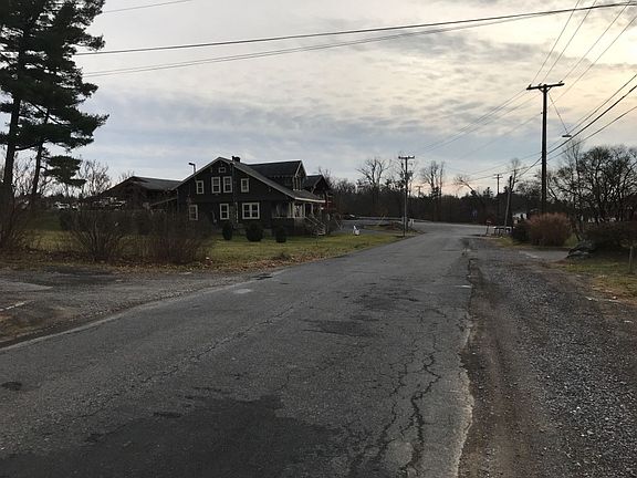 5th image of 26 Forest Hills Ave