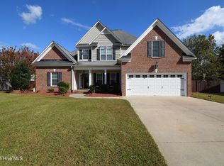 800 Mill Creek Dr, Greenville, NC 27834