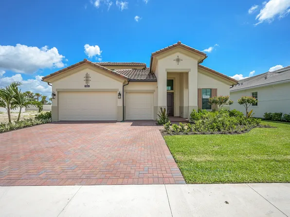 9528 Saint Germain Dr, West Palm Beach, FL 33412