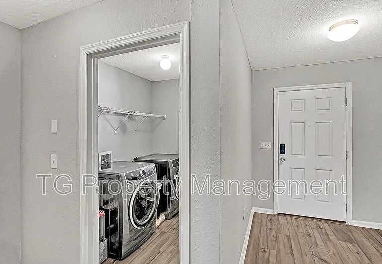 8272 Victory Crossing Blvd — Photo 9