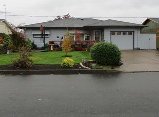 2236 Umpqua Rd, Woodburn, OR 97071