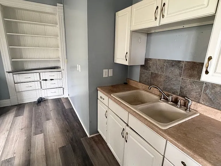 519 S Liberty St #1 — Photo 6