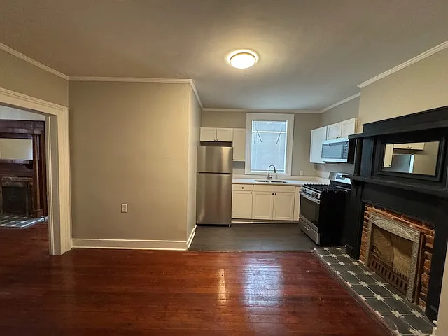 928 Magnolia St #1 — Photo 6