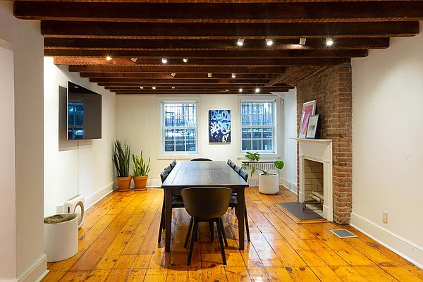 Rented by Double R Ventures LLC | media 19