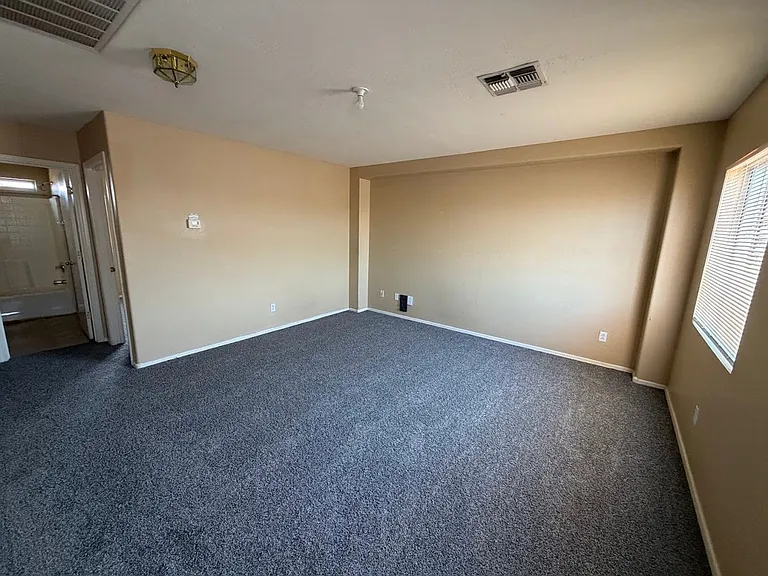 12634 W Windrose Dr — Photo 6