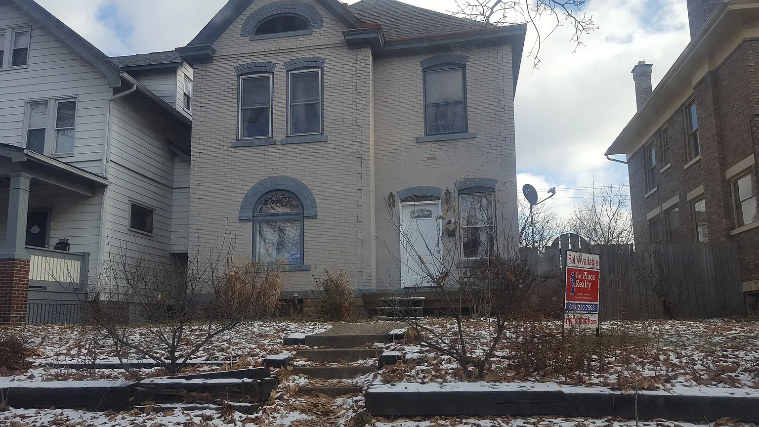 2266 N 4th St photo 1