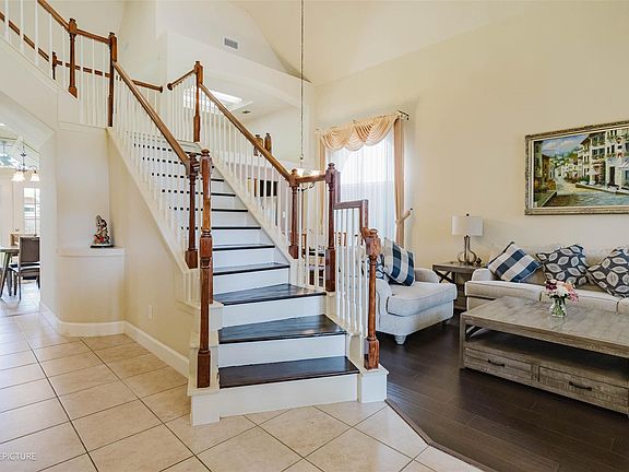 5th image of 17630 Sagemont Square Ct