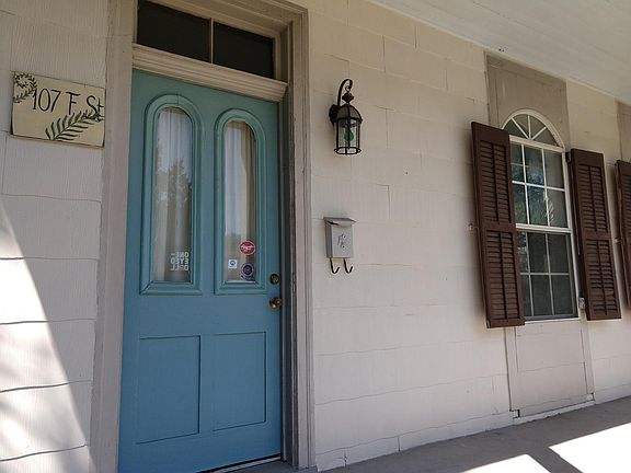 2nd image of 107 N F St