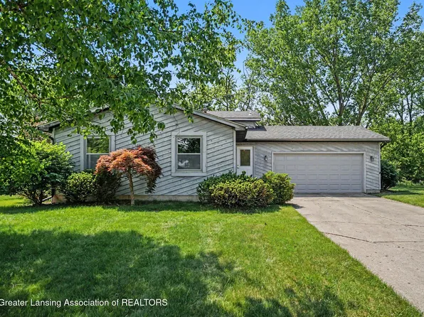 3958 Timber Crest Cir, Holt, MI 48842