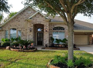17718 Riata Lake Dr, Cypress, TX 77433