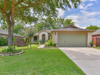 934 Chase Lock Dr, Bacliff, TX, 77518