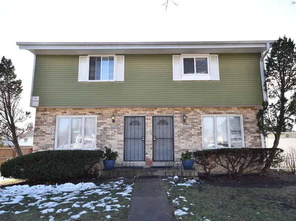 10403 West Kiehnau AVENUE #10405, Milwaukee, WI 53224