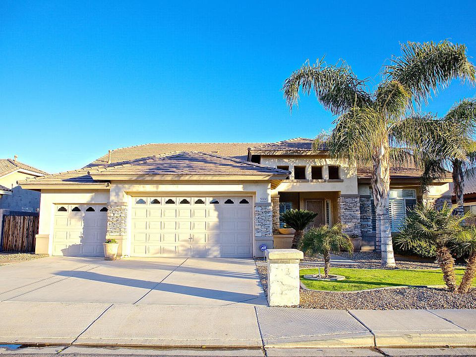 1st image of 8068 W Via Del Sol Dr
