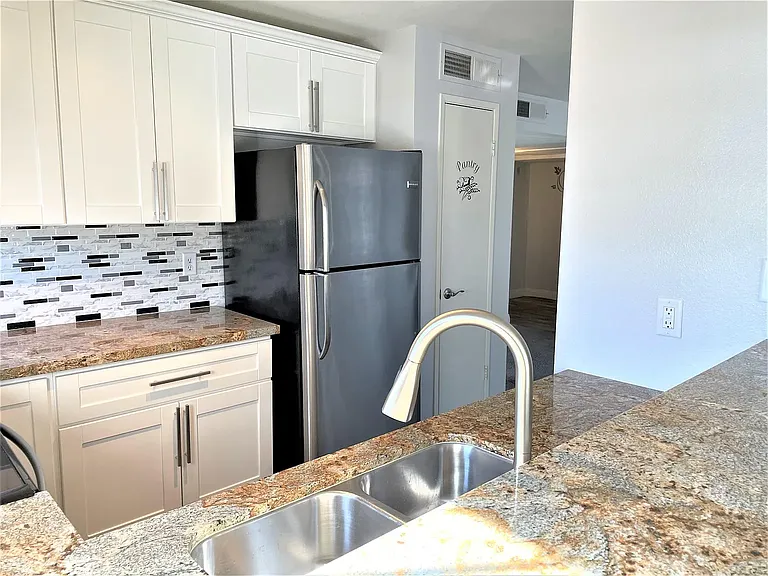 2101 Sealion Dr #201 — Photo 30