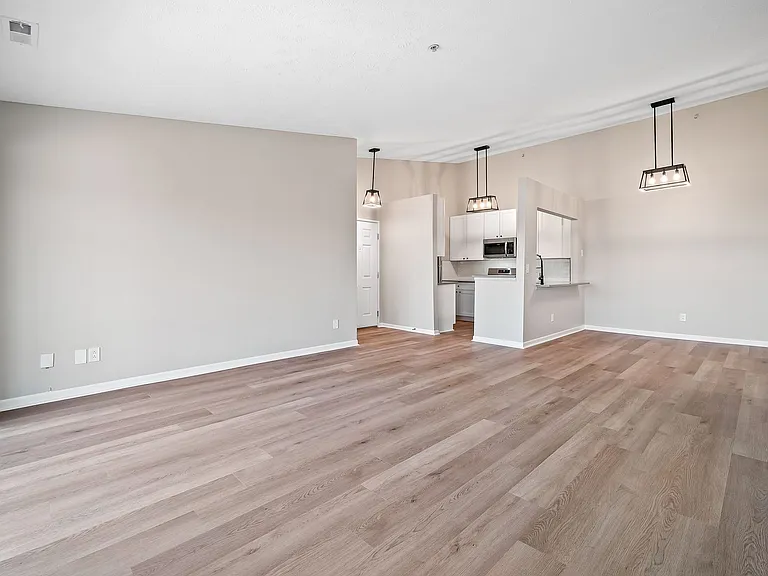Cherry Tree Village Apartments — Photo 126