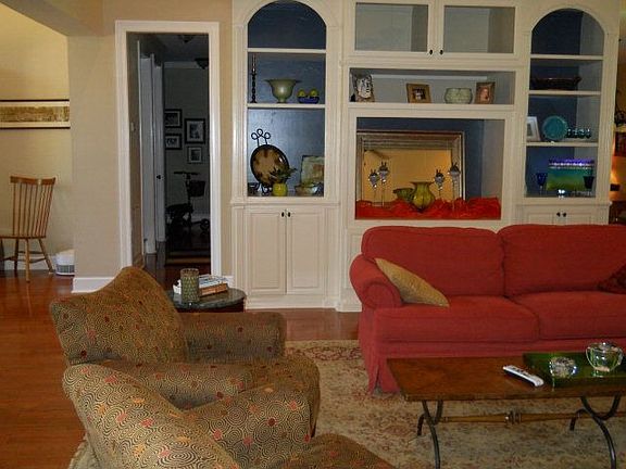 5th image of 1102 Creek Valley Cv