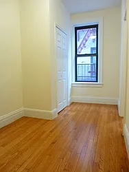 Rented by Siderow Residential Group