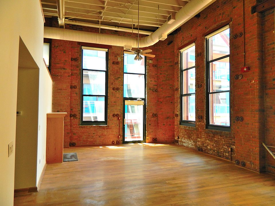 1st image of 635 W Lakeside Ave APT 606