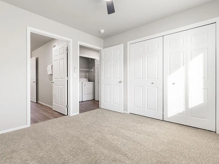 Sawyer Pointe — Photo 46