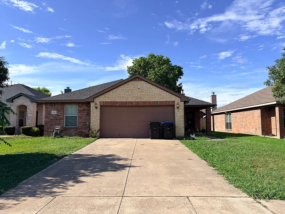 116 Lipan St