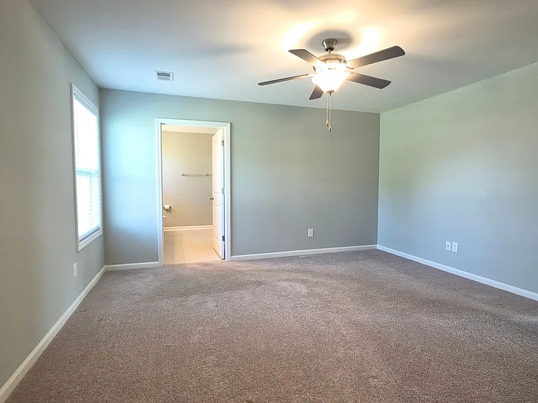 588 Brushwood Dr — Photo 23