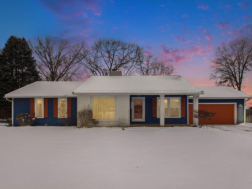 1st image of 22855 Bainbridge Dr