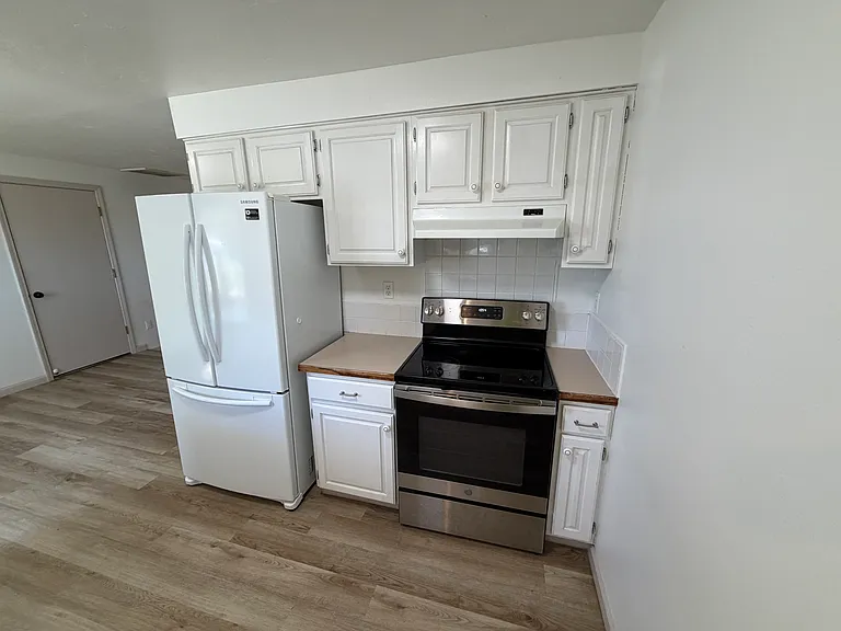 1155 S 5 W — Photo 9