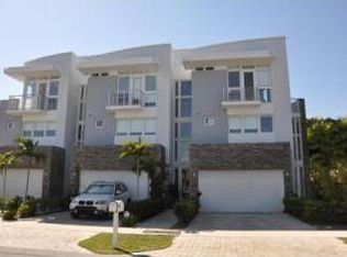 2806 NE 28th St, Fort Lauderdale, FL 33306