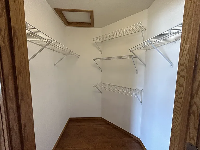 walk in closet
