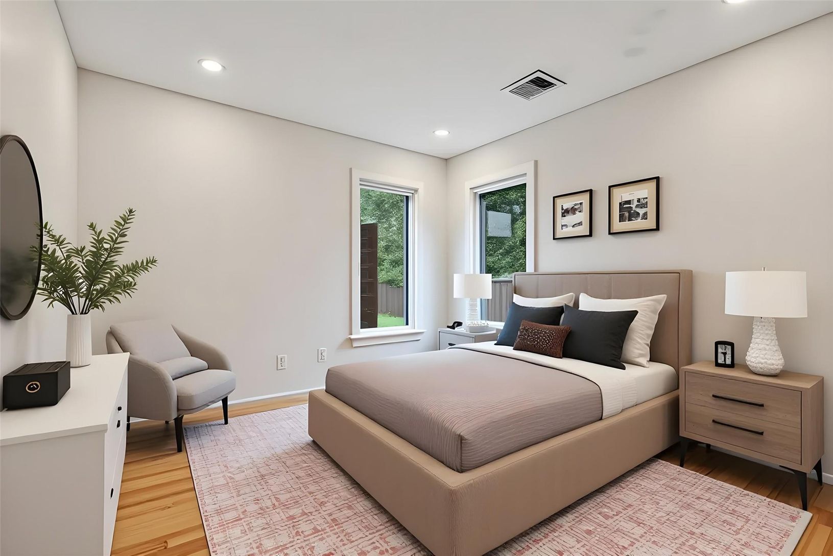  Bedroom 1 of 3
