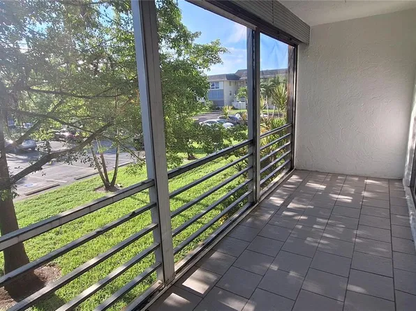 4990 E Sabal Palm Blvd APT 202, Tamarac, FL 33319