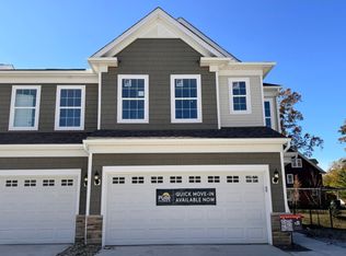 1621 Merlot Ln, Westlake, OH 44145