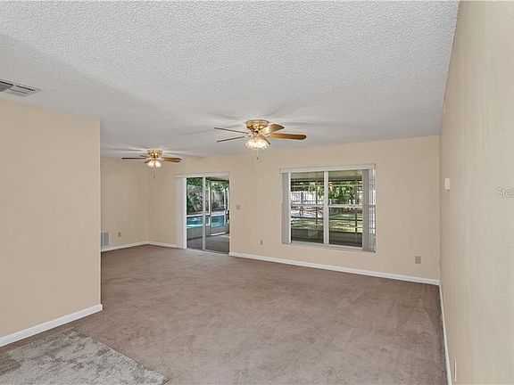 5th image of 129 Tindale Cir