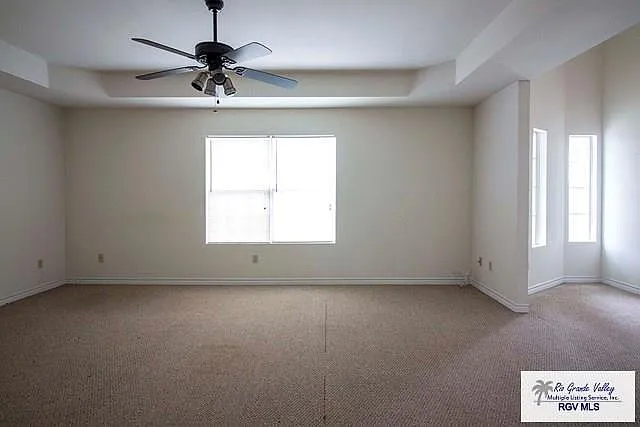 142 Country Club Rd #5 — Photo 6