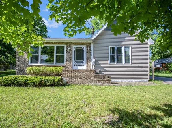 506 E Hammond St, Otsego, MI 49078