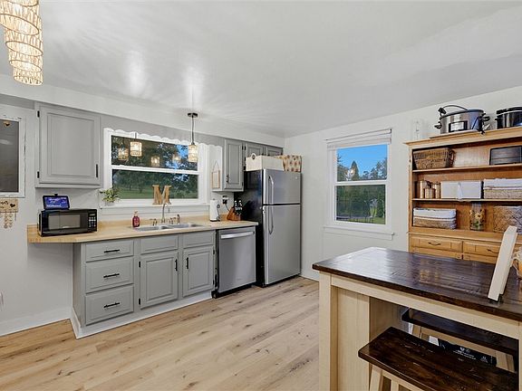 5th image of 207 S Duffy Rd