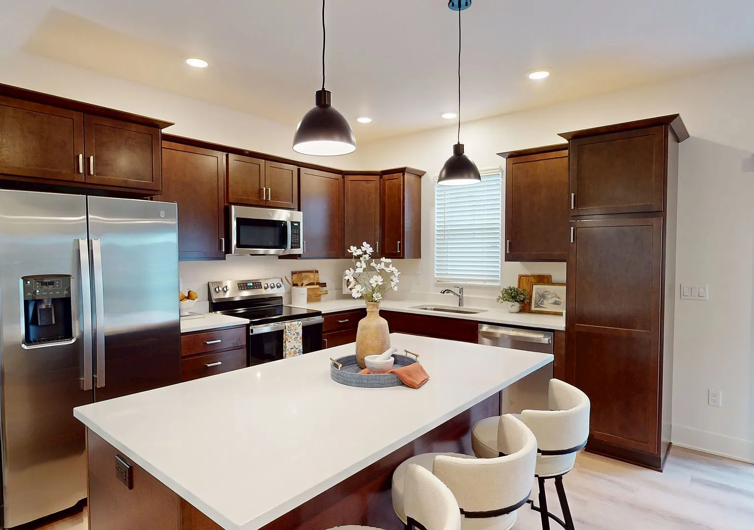 2 Months Rent Free! Boone 3 Bedroom Townhome Available June 1st! — Photo 3