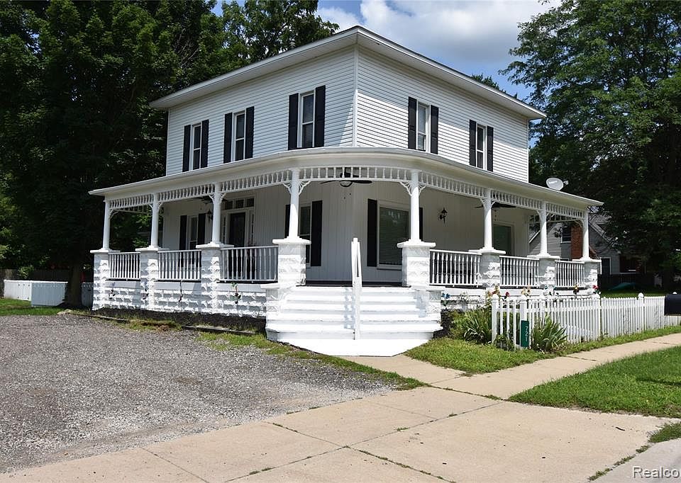 721 E Main St, Pinckney, MI 48169 MLS 2210058893 Zillow