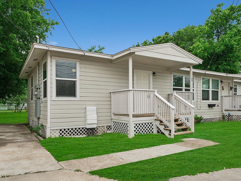 1st image of 1109 W 10th St #1109