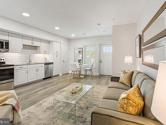 2nd image of 19520 Village Walk Dr Unit 3-202