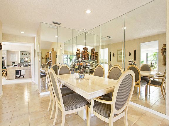 05_dining-room_33 Edinburgh Drive