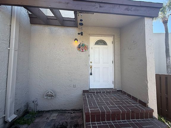 2nd image of 10286 NW 9th Street Cir APT 204