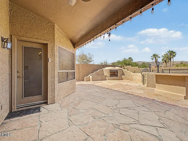 1320 E Cottonwood Ln — Photo 6