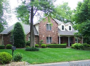 115 Timberwood Ln, Collinsville, IL 62234