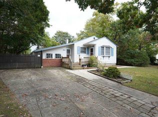 1232 Fairbanks Ave, Bay Shore, NY 11706